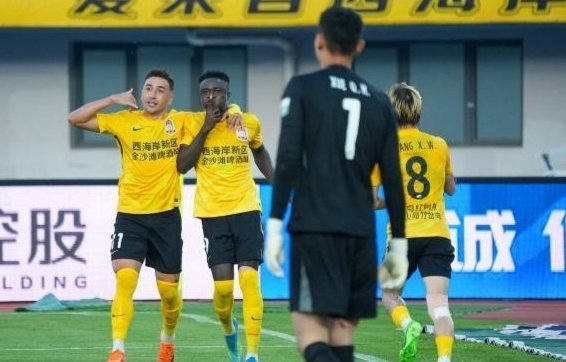 开云电竞-11轮不败！青岛西海岸成“平局大师”，郑智或与黄博文“抢功”？|青岛市|联赛|上海申花足球俱乐部|中超联赛|山东泰山_新浪体育_新浪新闻